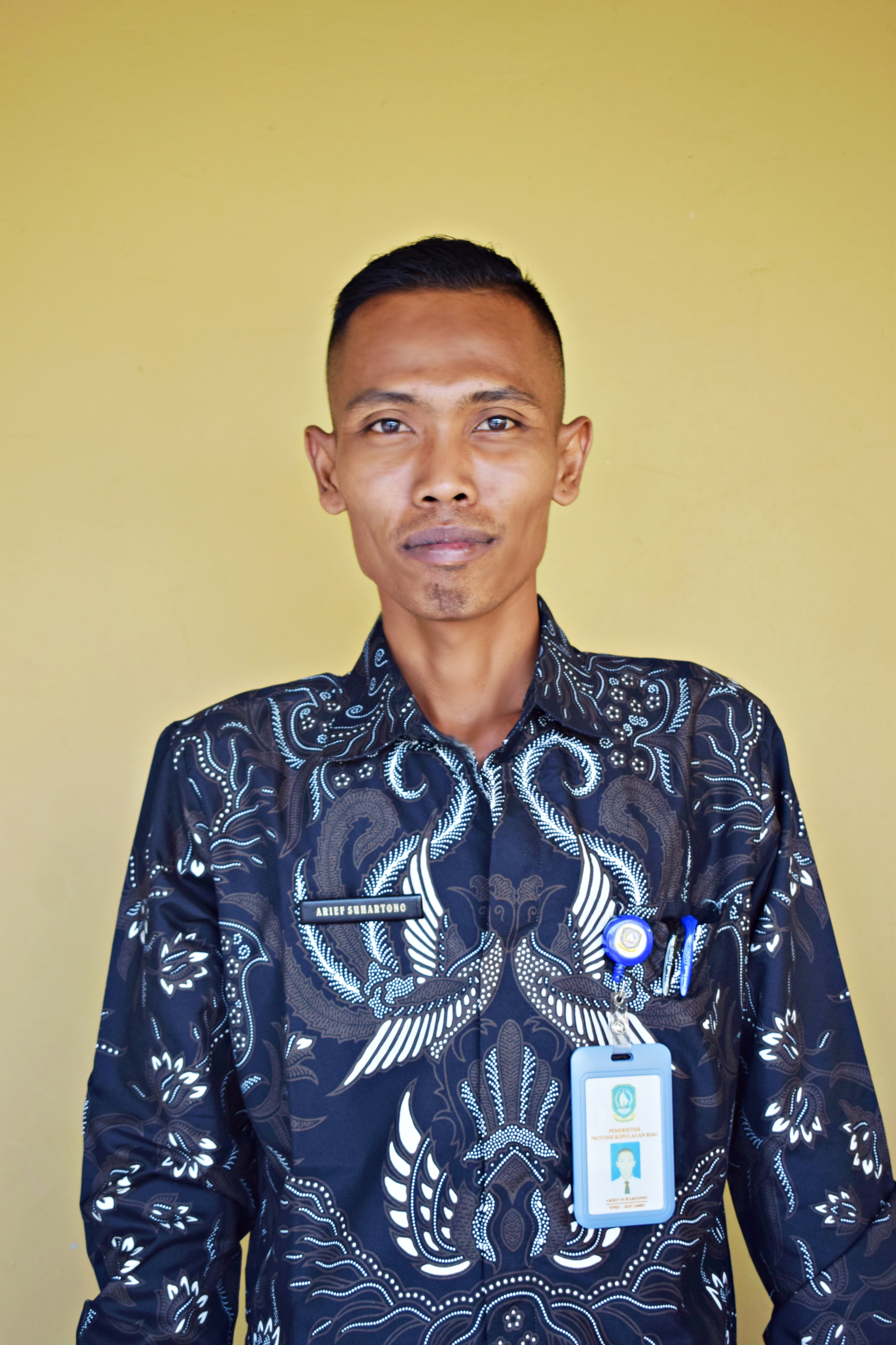 Arief Suhartono
